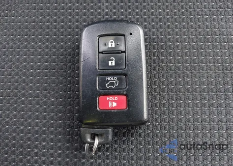 2018 Toyota Rav4 Xle z USA, uszkodzony, nr VIN JTMRFREV1JJ192507